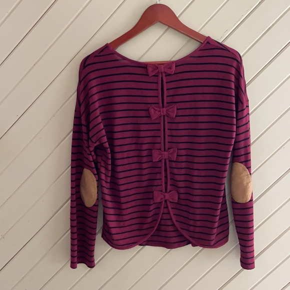 Top - Picture 2 of 4